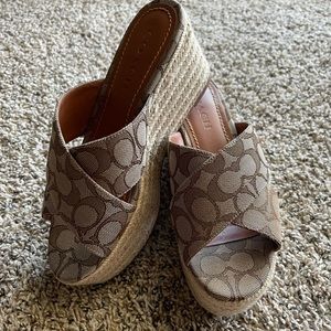 Coach - Platform Sandal